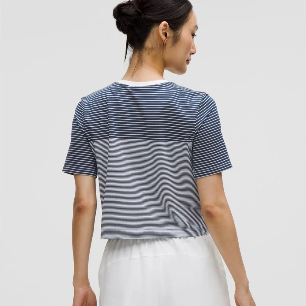 Lululemon Bundle Seamless Classic-Fit Mariner Stripe Tees, NWT size Small - Picture 3 of 5